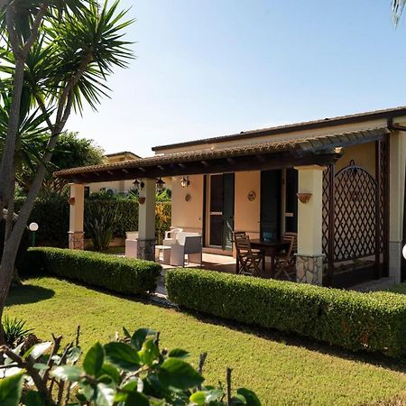 Villa Plumeria กัมโปเฟลิเช ดิ โรชเชลลา ภายนอก รูปภาพ